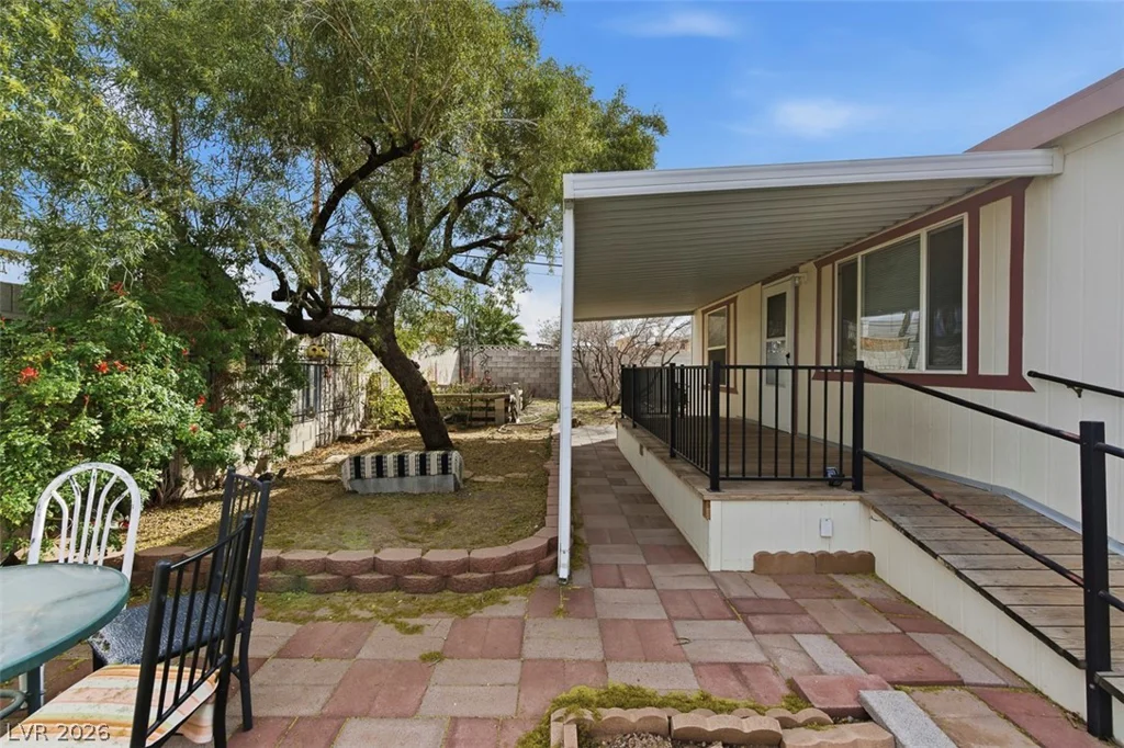 228 Hopi, Henderson, NV 89015