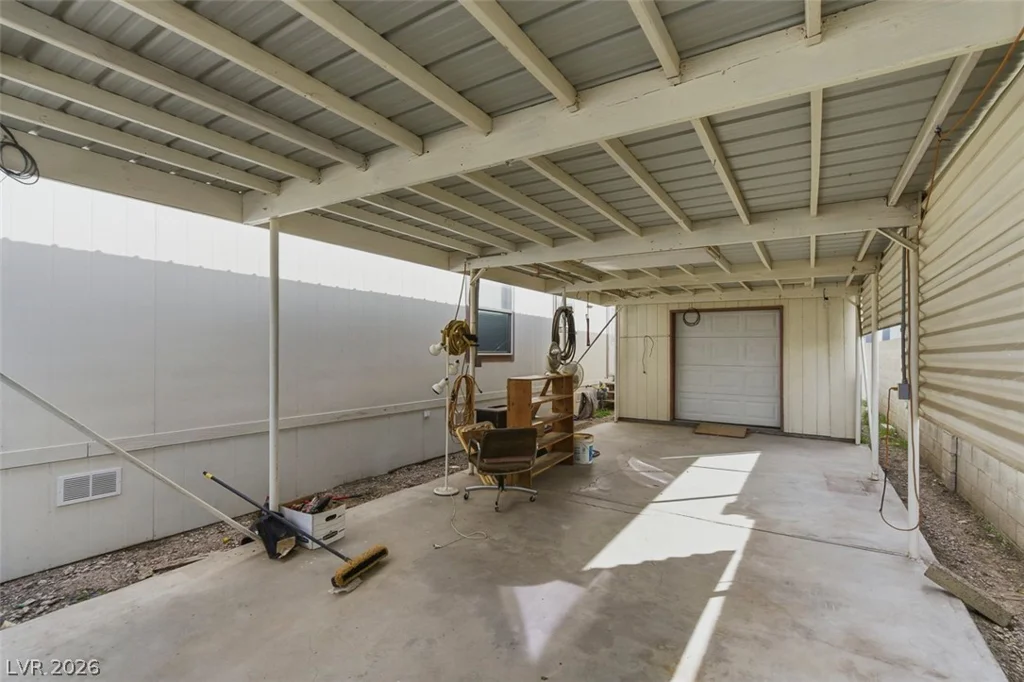 228 Hopi, Henderson, NV 89015