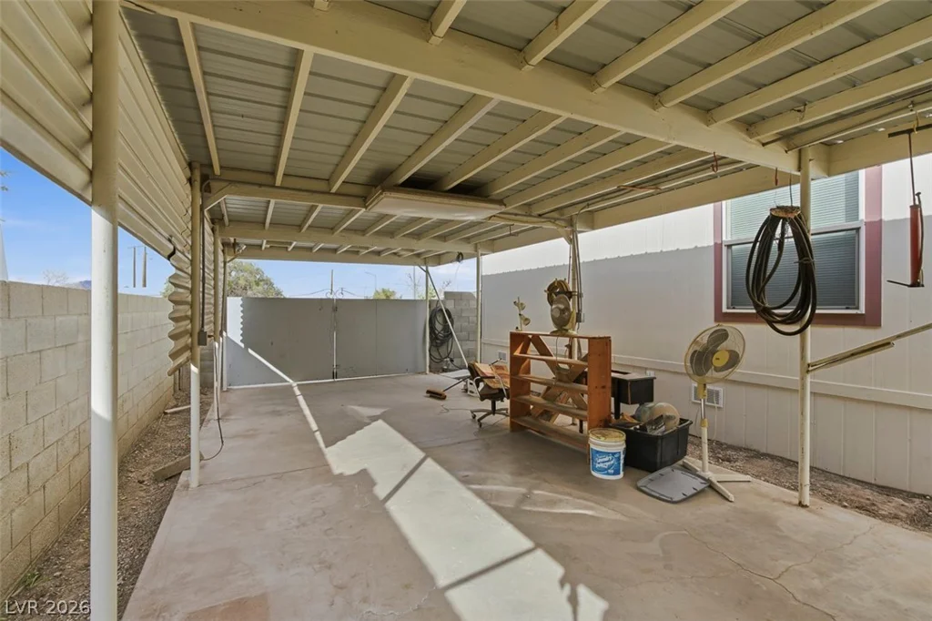 228 Hopi, Henderson, NV 89015