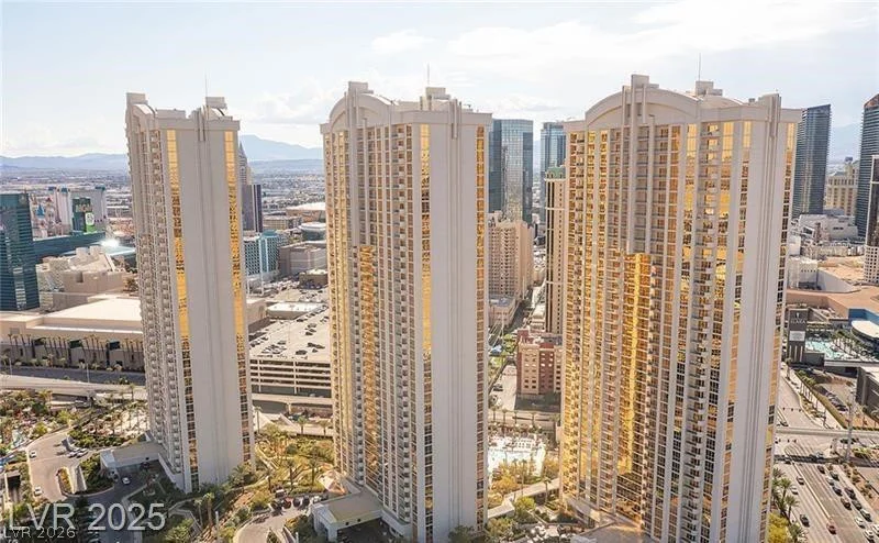 125 Harmon, Las Vegas, NV 89109