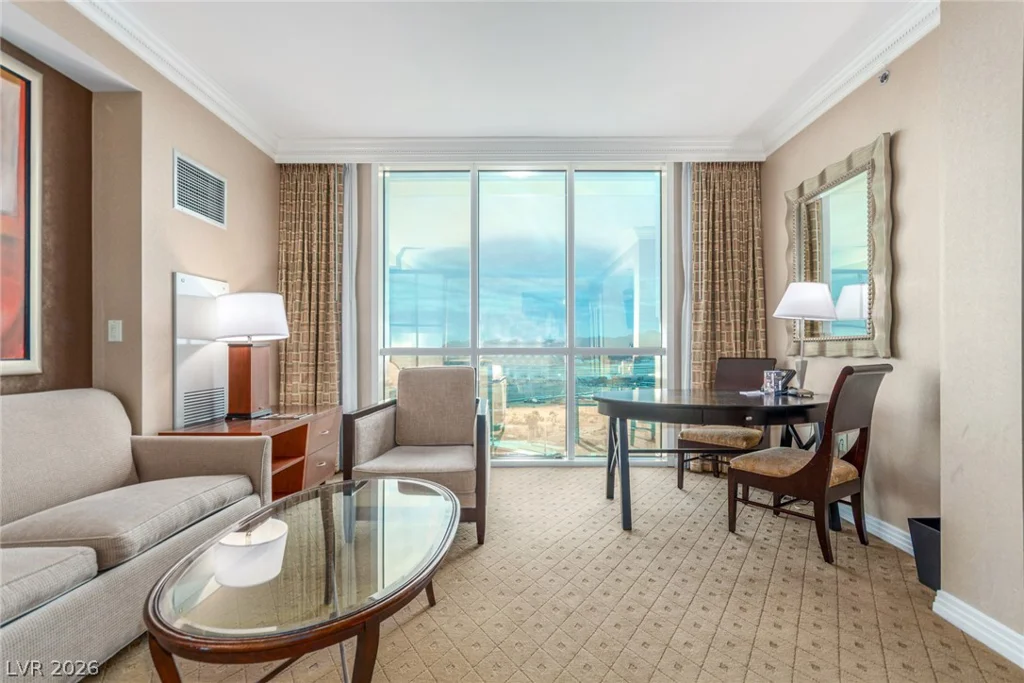 125 Harmon, Las Vegas, NV 89109