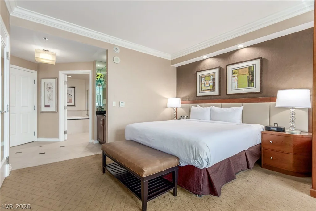 125 Harmon, Las Vegas, NV 89109