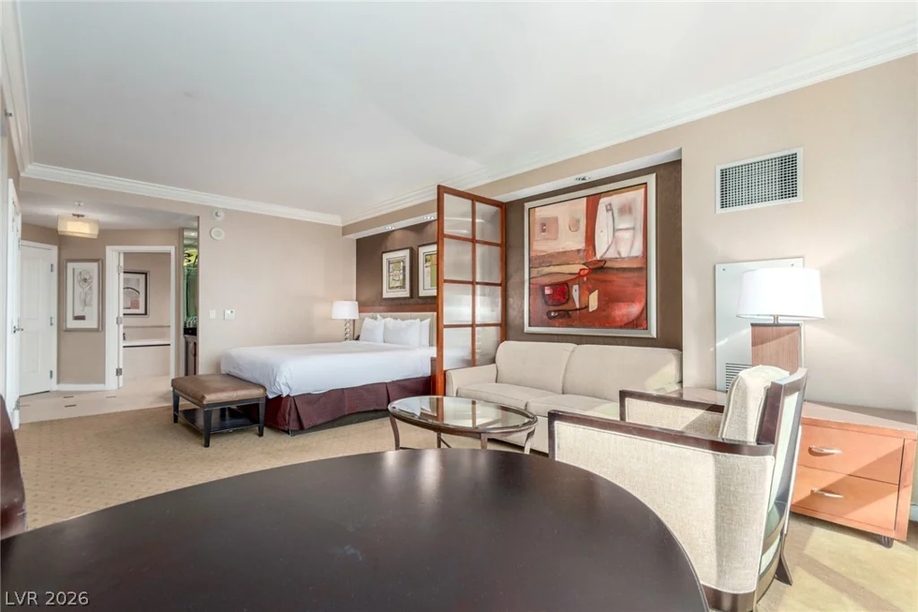 125 Harmon, Las Vegas, NV 89109