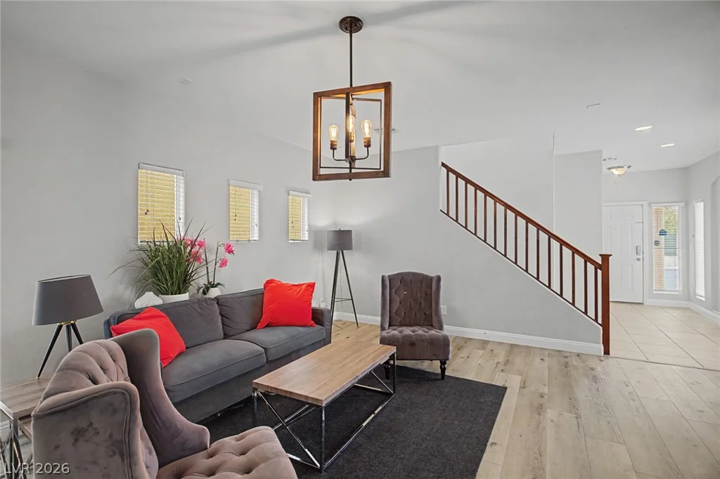 8136 Memory Lake, Las Vegas, NV 89178