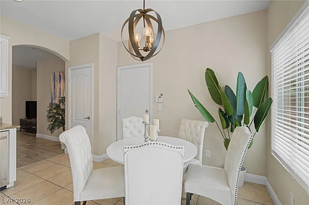 8136 Memory Lake, Las Vegas, NV 89178