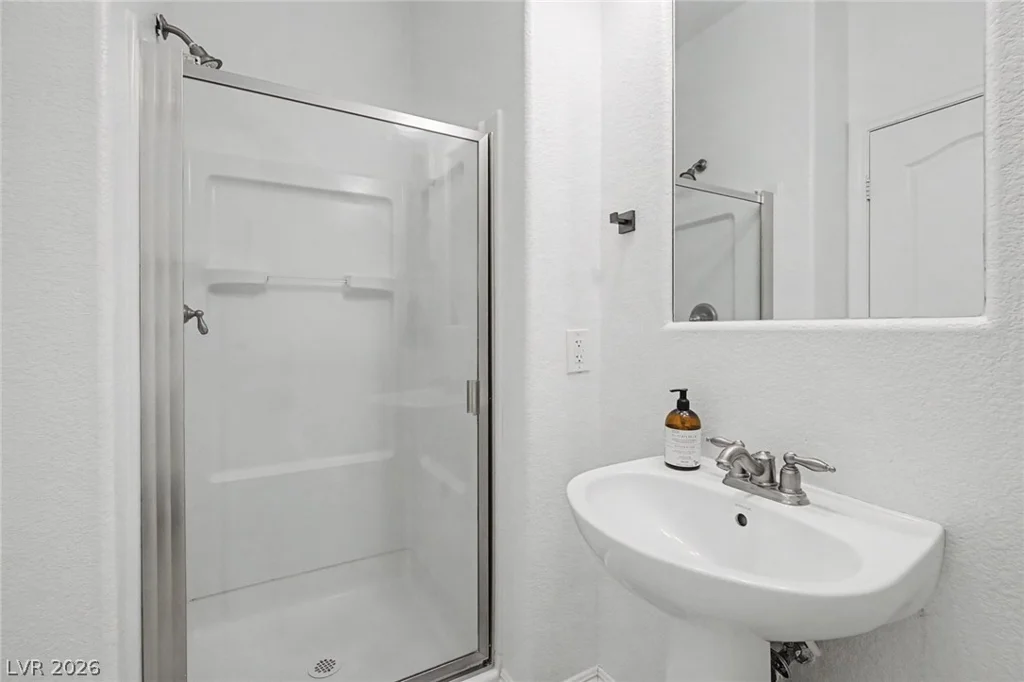 8136 Memory Lake, Las Vegas, NV 89178