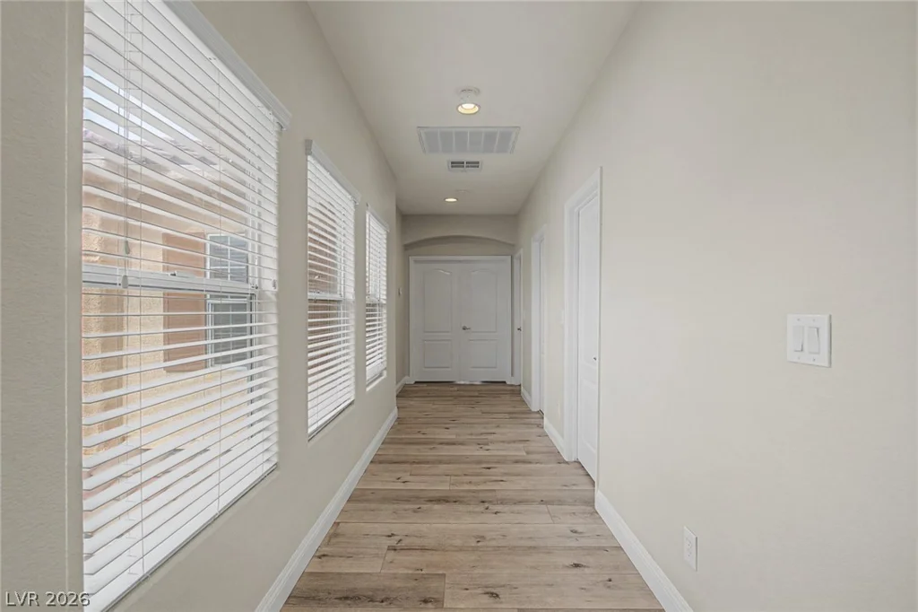 8136 Memory Lake, Las Vegas, NV 89178