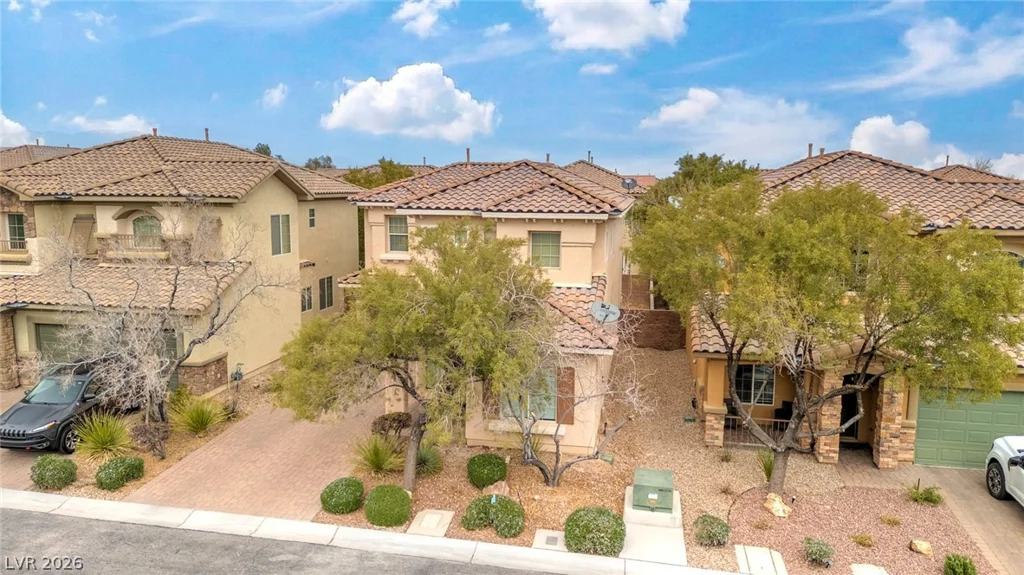 8136 Memory Lake, Las Vegas, NV 89178