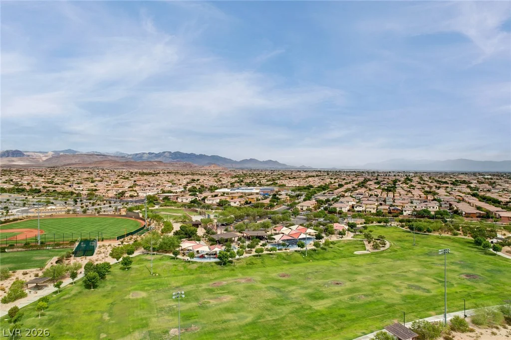 8136 Memory Lake, Las Vegas, NV 89178