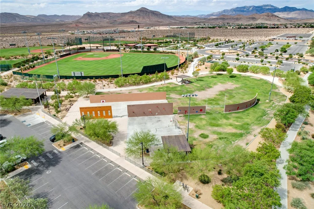 8136 Memory Lake, Las Vegas, NV 89178