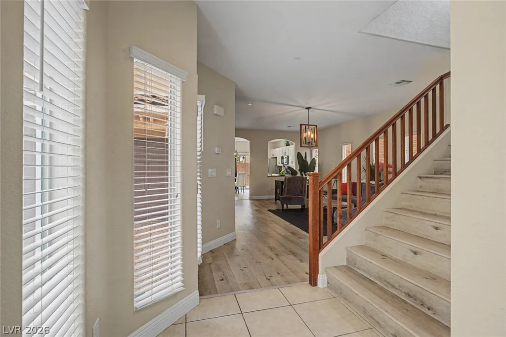 8136 Memory Lake, Las Vegas, NV 89178