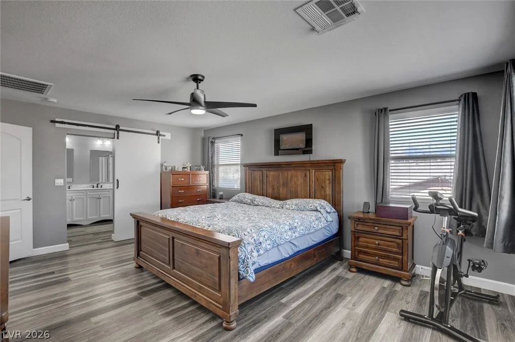 10680 Berkshire Woods, Las Vegas, NV 89166
