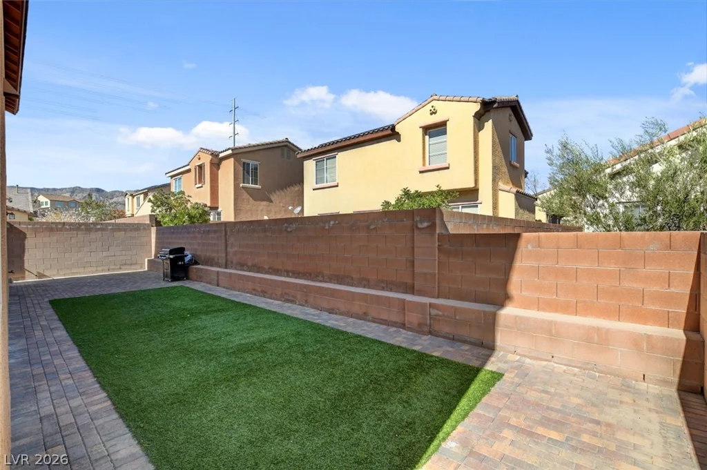 10680 Berkshire Woods, Las Vegas, NV 89166