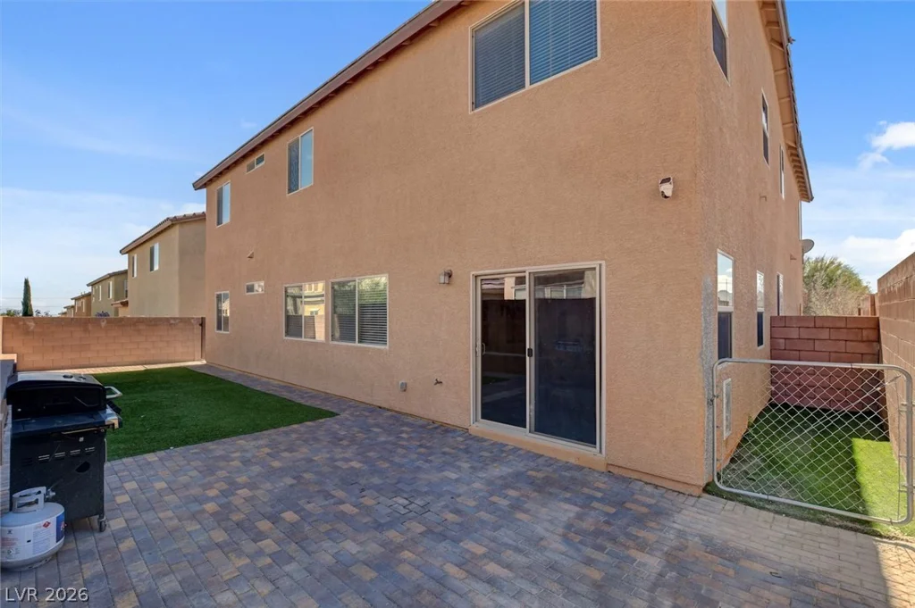 10680 Berkshire Woods, Las Vegas, NV 89166