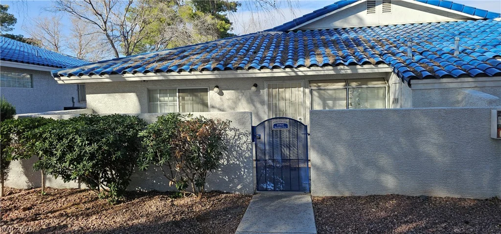 2116 Bavington, Las Vegas, NV 89108