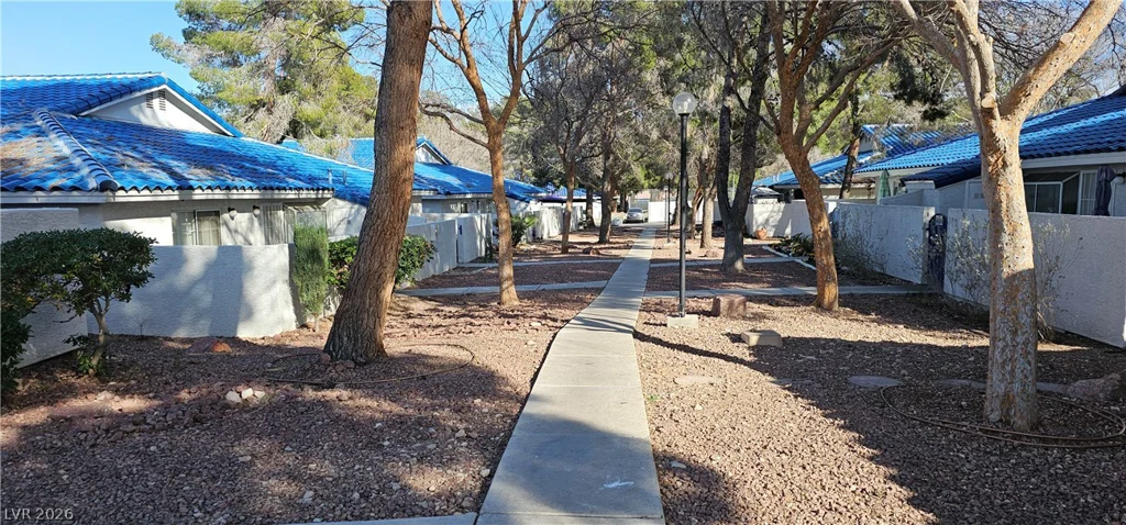 2116 Bavington, Las Vegas, NV 89108