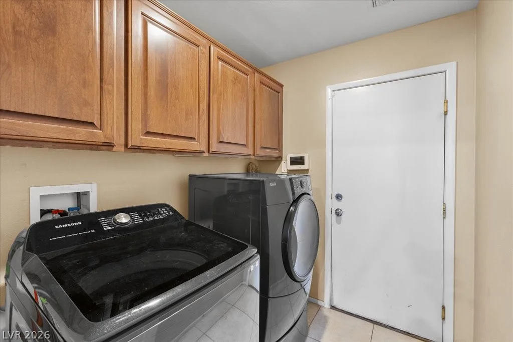 2120 Meadow Green, North Las Vegas, NV 89031