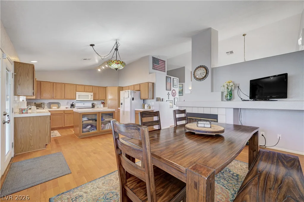 246 Amber Light, Henderson, NV 89074