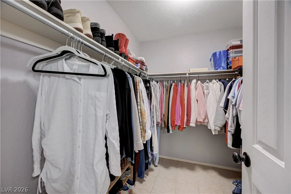 246 Amber Light, Henderson, NV 89074