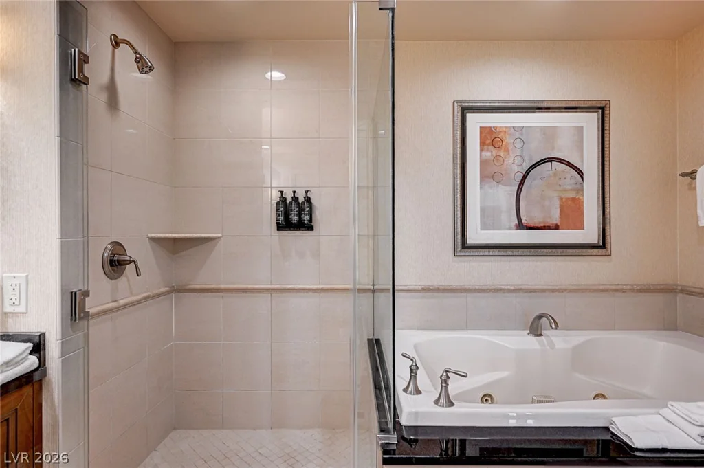 125 Harmon, Las Vegas, NV 89109