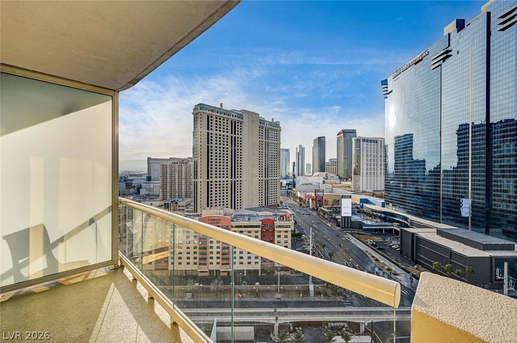 125 Harmon, Las Vegas, NV 89109