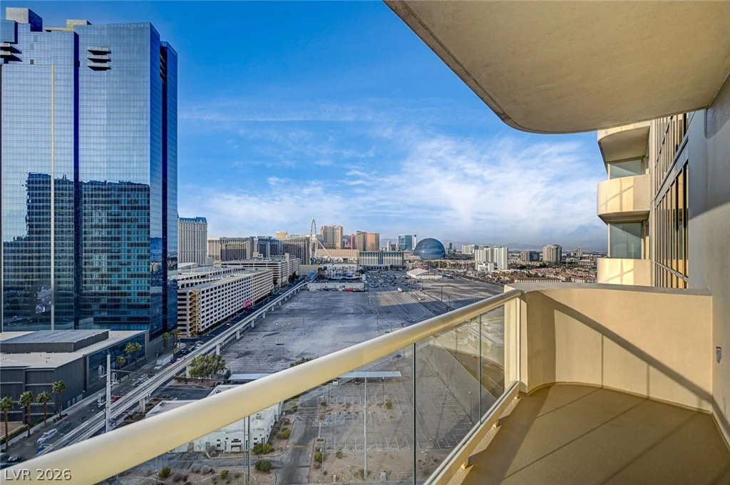 125 Harmon, Las Vegas, NV 89109