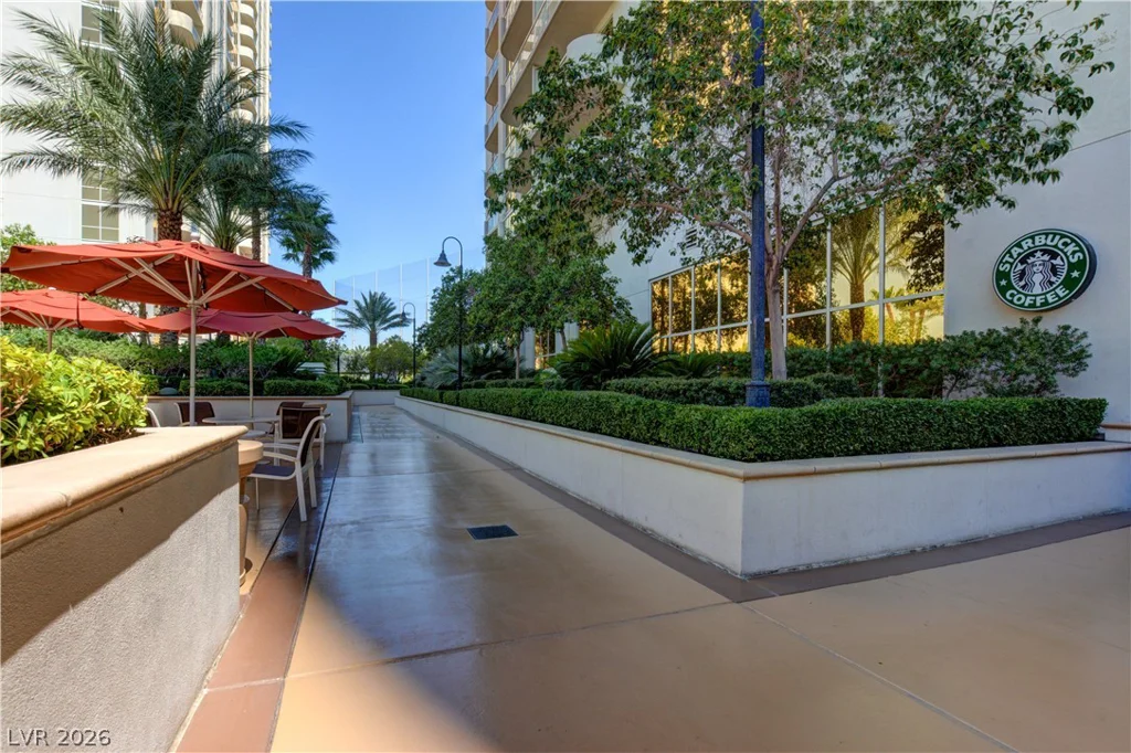125 Harmon, Las Vegas, NV 89109