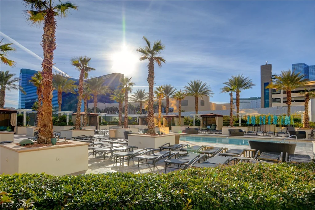 125 Harmon, Las Vegas, NV 89109