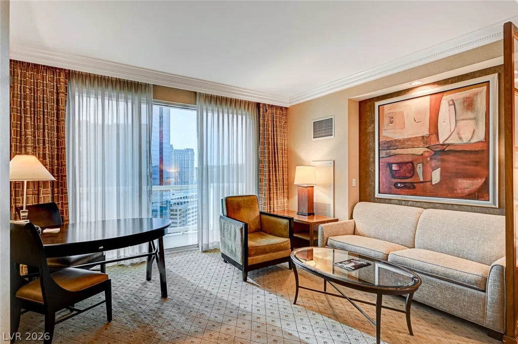 125 Harmon, Las Vegas, NV 89109