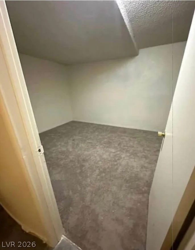 2818 Calle Del Oro, Las Vegas, NV 89120