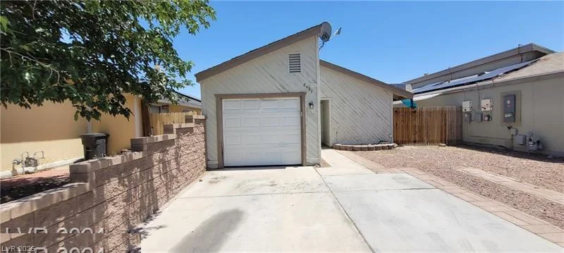 2021 San Simeon, Las Vegas, NV 89108