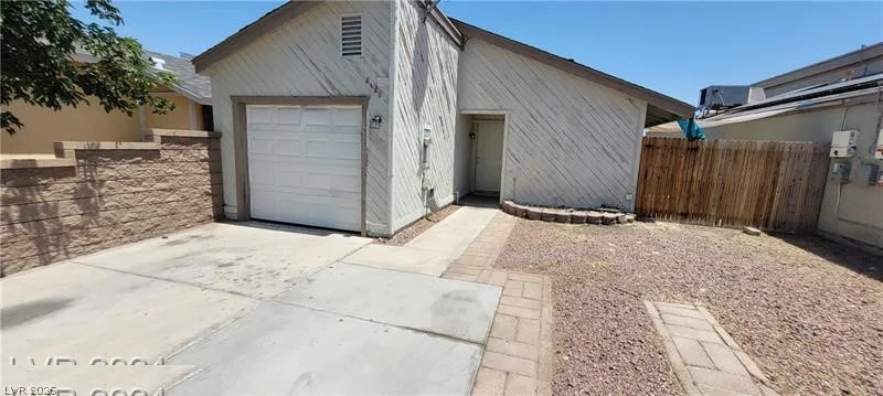 2021 San Simeon, Las Vegas, NV 89108