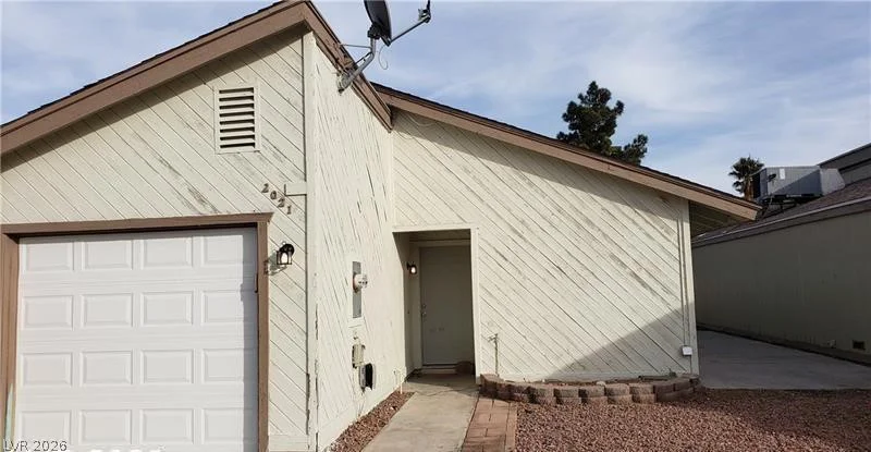 2021 San Simeon, Las Vegas, NV 89108