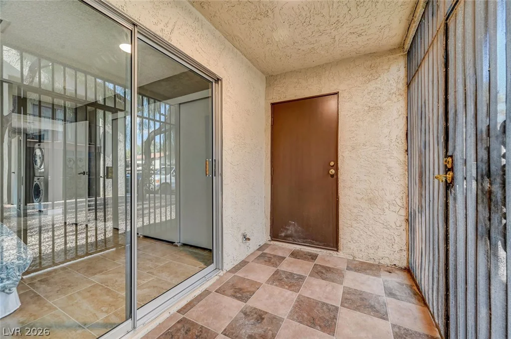 3240 Cameron, Las Vegas, NV 89102