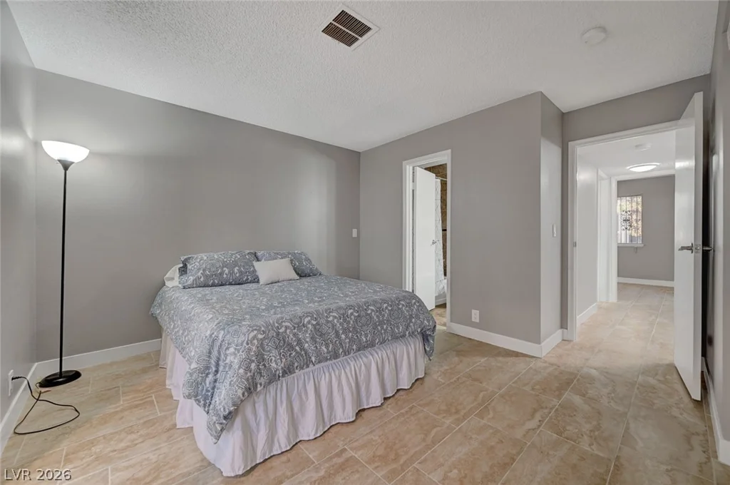 3240 Cameron, Las Vegas, NV 89102