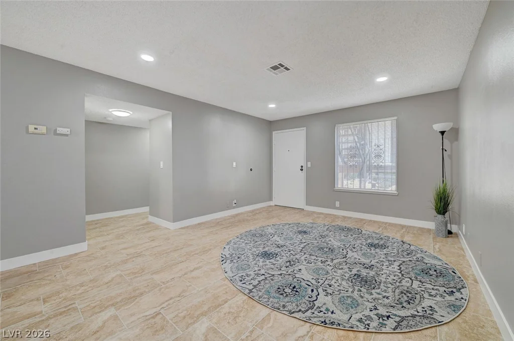 3240 Cameron, Las Vegas, NV 89102