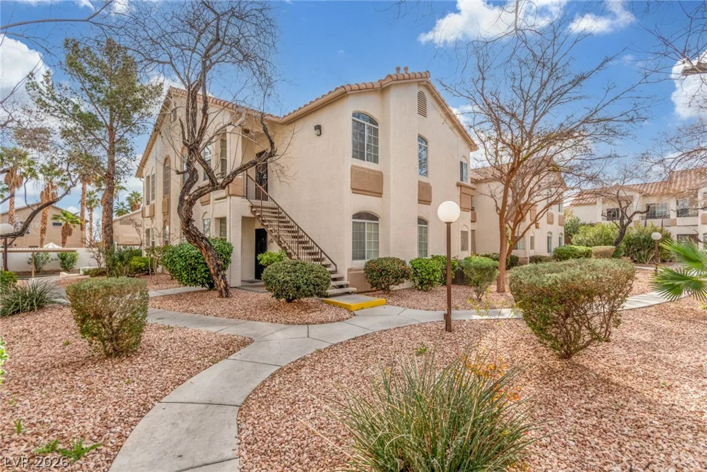 1830 Buffalo, Las Vegas, NV 89128