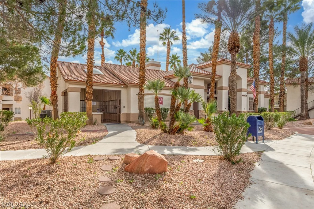 1830 Buffalo, Las Vegas, NV 89128