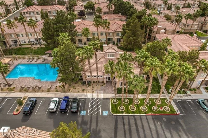 251 Green Valley, Henderson, NV 89012
