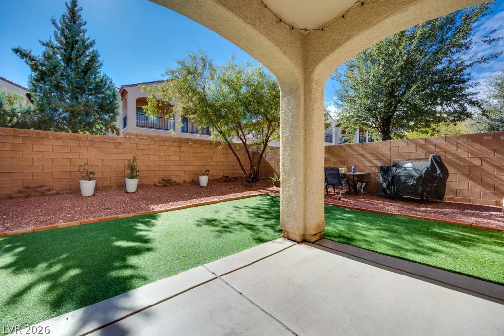 7039 Positano Hill, Las Vegas, NV 89178