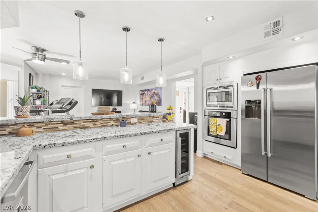 5090 Breakers, Las Vegas, NV 89113