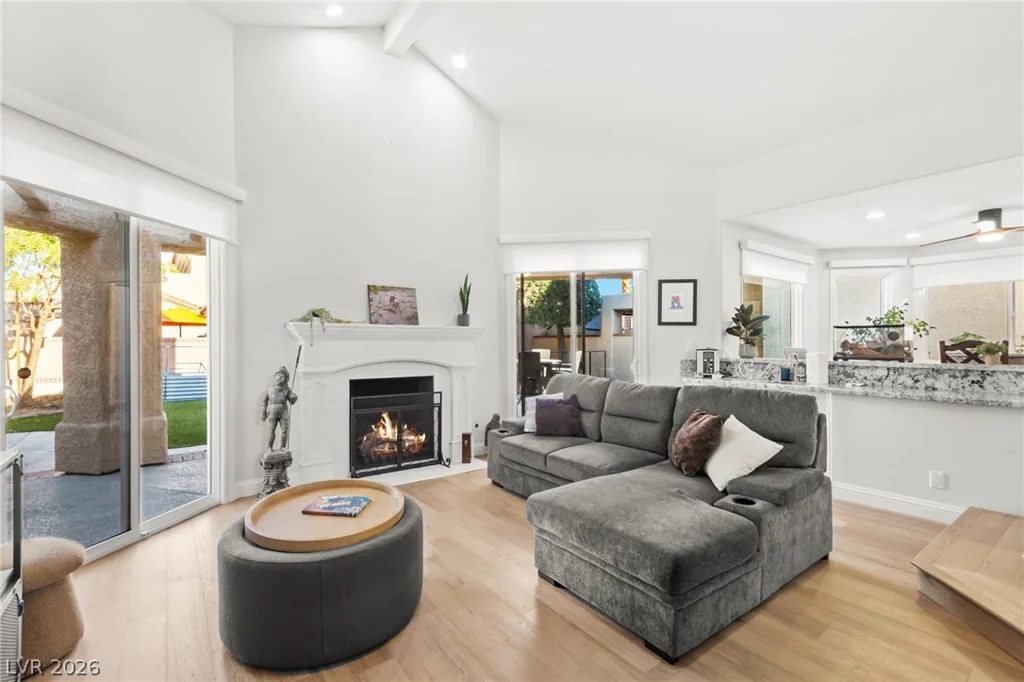 5090 Breakers, Las Vegas, NV 89113
