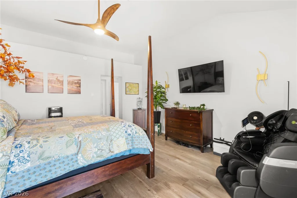5090 Breakers, Las Vegas, NV 89113