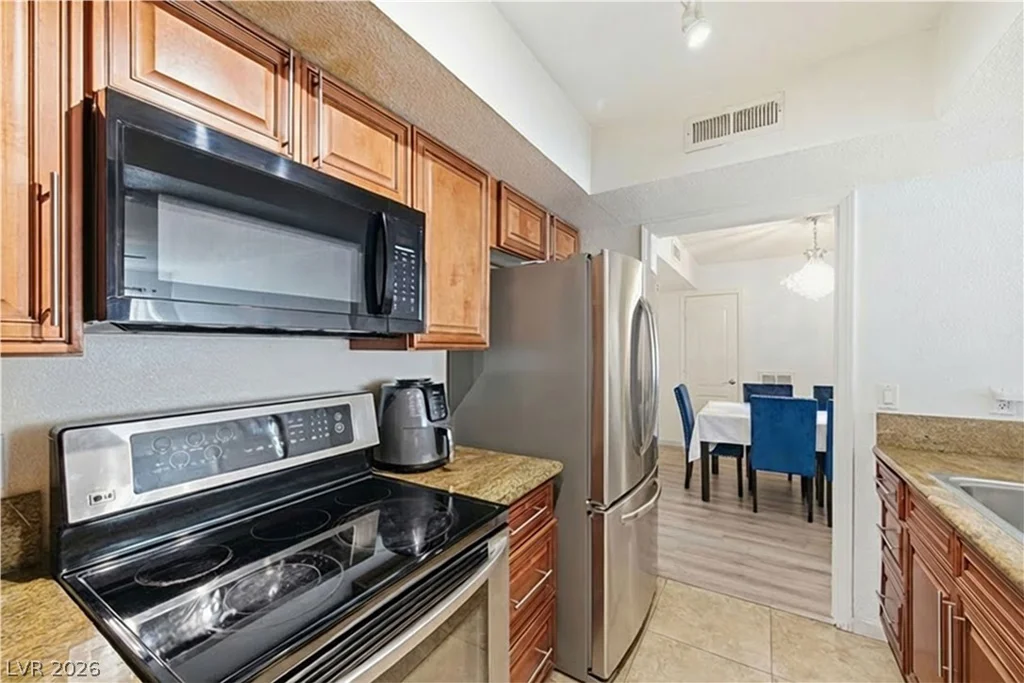 2838 Geary, Las Vegas, NV 89109