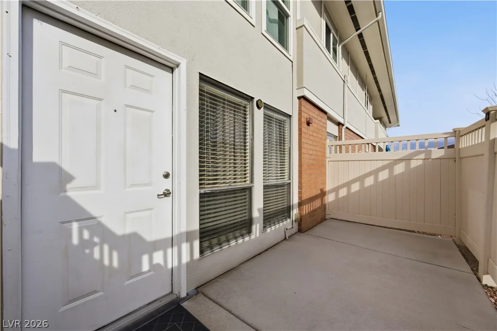 2838 Geary, Las Vegas, NV 89109