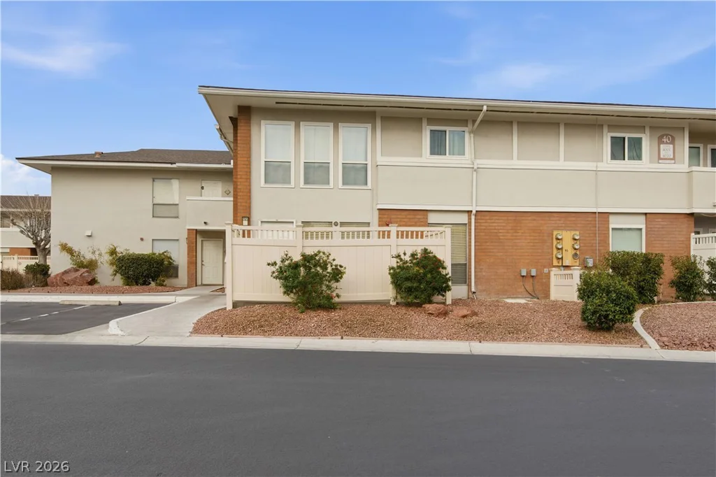 2838 Geary, Las Vegas, NV 89109
