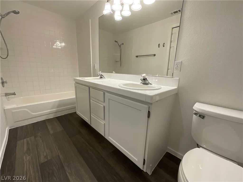 900 Heavenly Hills, Las Vegas, NV 89145