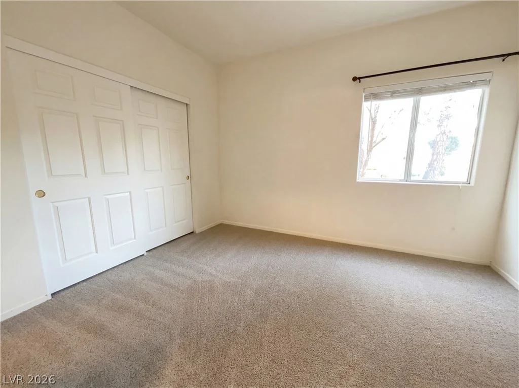 900 Heavenly Hills, Las Vegas, NV 89145