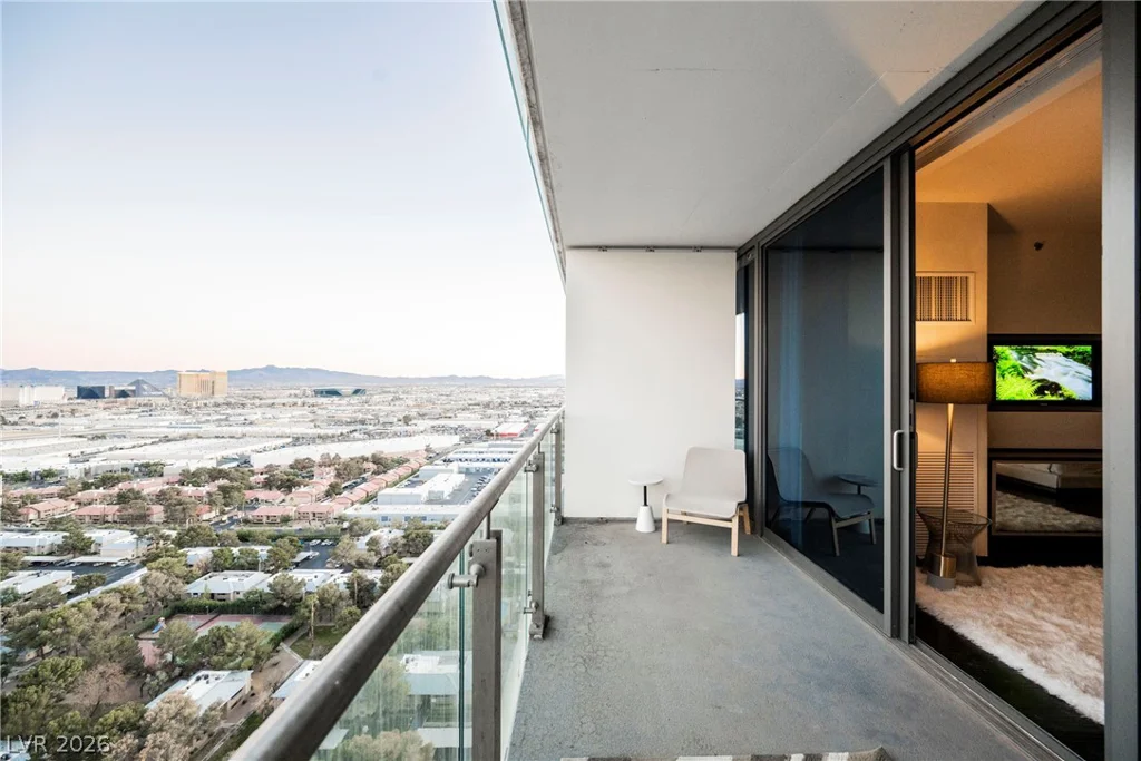 4381 Flamingo, Las Vegas, NV 89103