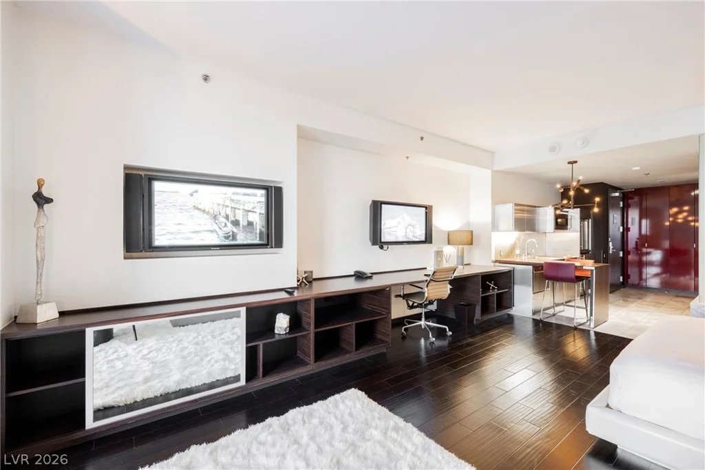4381 Flamingo, Las Vegas, NV 89103